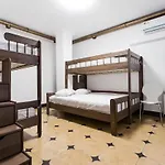 Hostel Dream *
