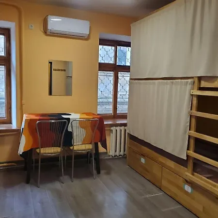 Dream Hostel *